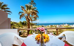 Gregory Village Sea View